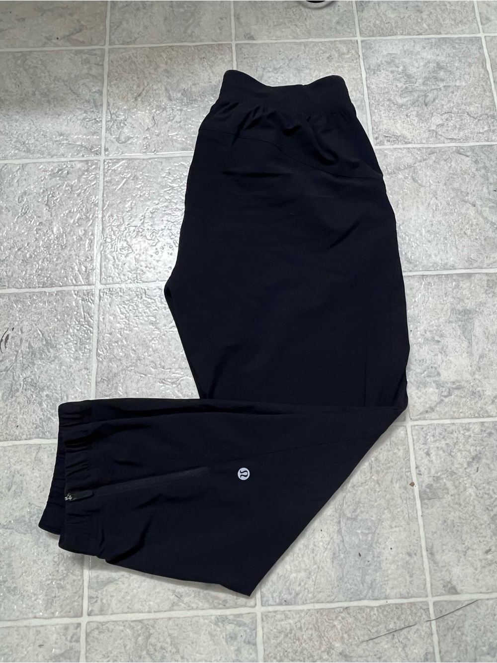 Lululemon adapted straight jogger